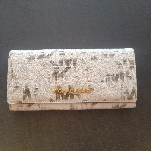 MICHAEL Michael Kors Handbags - Michael Kors Signature Wallet